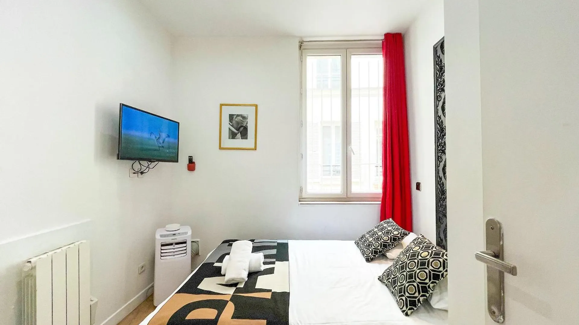 32 Atelier Paris Fashion Apartment